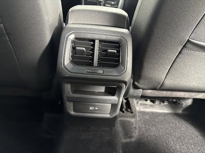 2025 Volkswagen Taos SEL