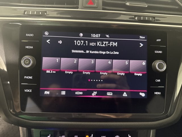 2024 Volkswagen Tiguan SE R-Line Black