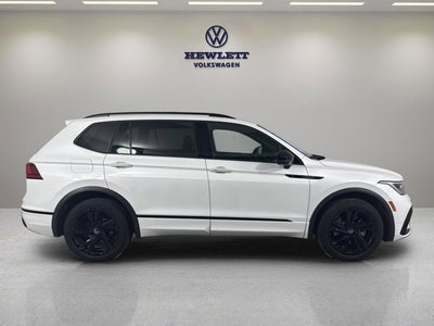 2024 Volkswagen Tiguan SE R-Line Black