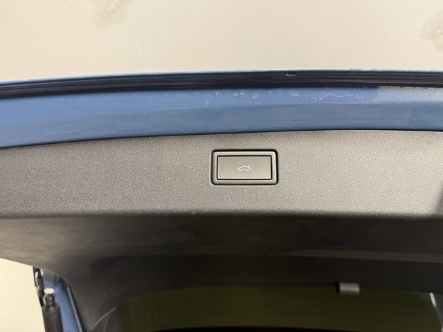 2025 Volkswagen Tiguan SEL R-Line