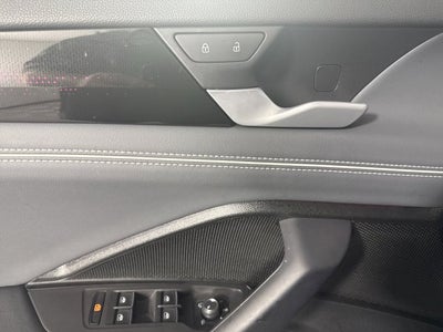 2025 Volkswagen Tiguan SEL R-Line