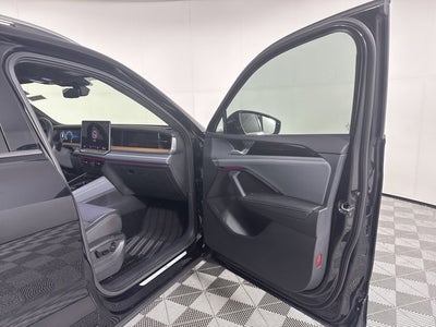 2025 Volkswagen Tiguan SEL R-Line