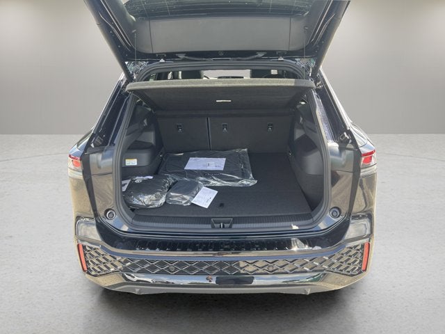 2025 Volkswagen Tiguan SEL R-Line