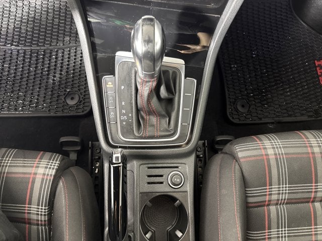 2019 Volkswagen Golf GTI S