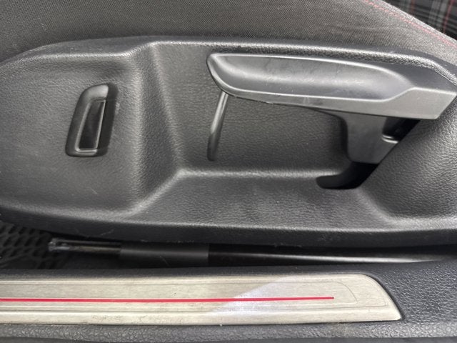 2019 Volkswagen Golf GTI S