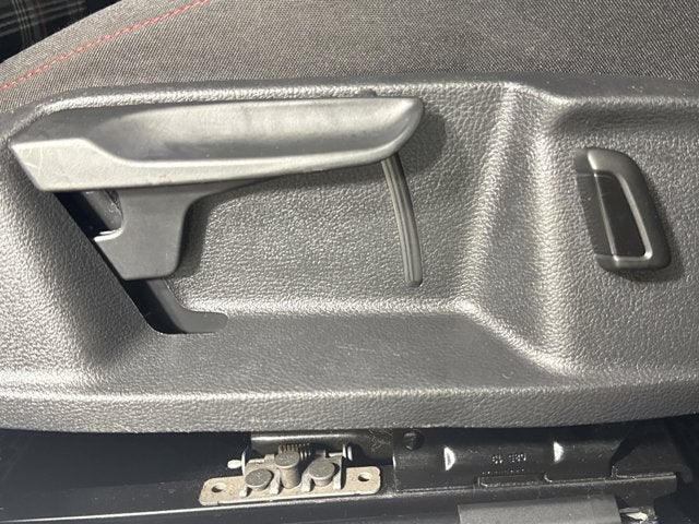 2019 Volkswagen Golf GTI S