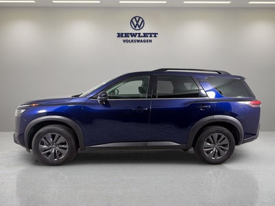 2024 Nissan Pathfinder SV
