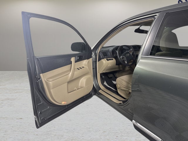 2013 Toyota Highlander FWD 4dr V6 (Natl)