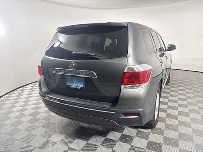 2013 Toyota Highlander FWD 4dr V6 (Natl)