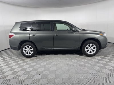 2013 Toyota Highlander FWD 4dr V6 (Natl)