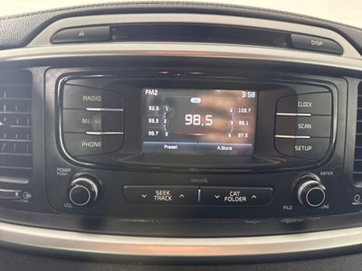 2017 Kia Sorento LX
