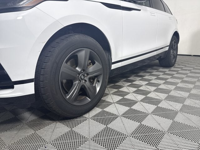 2025 Land Rover Range Rover Velar Dynamic SE