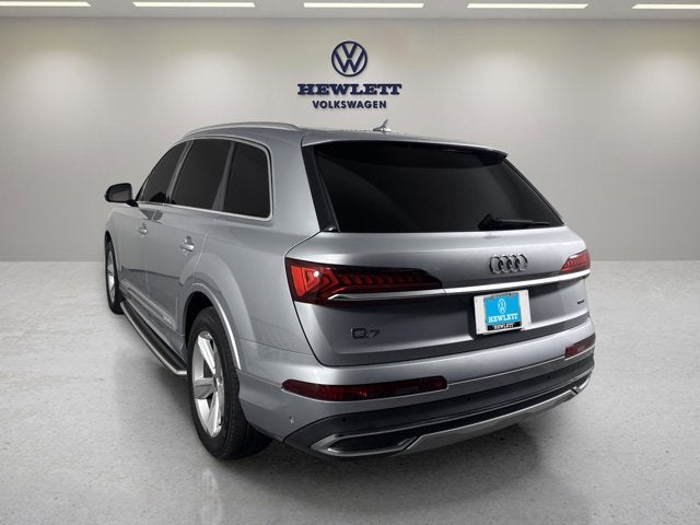 2021 Audi Q7 Premium Plus
