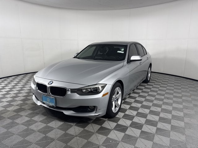 2013 BMW 3 Series 320i