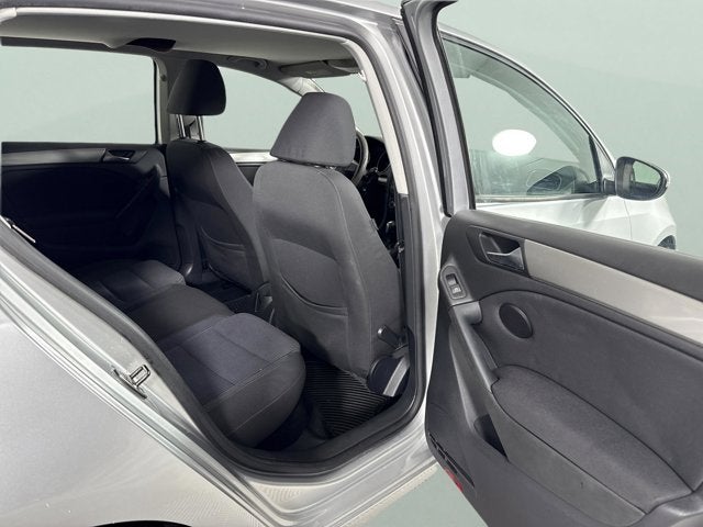 2012 Volkswagen Golf 2.5