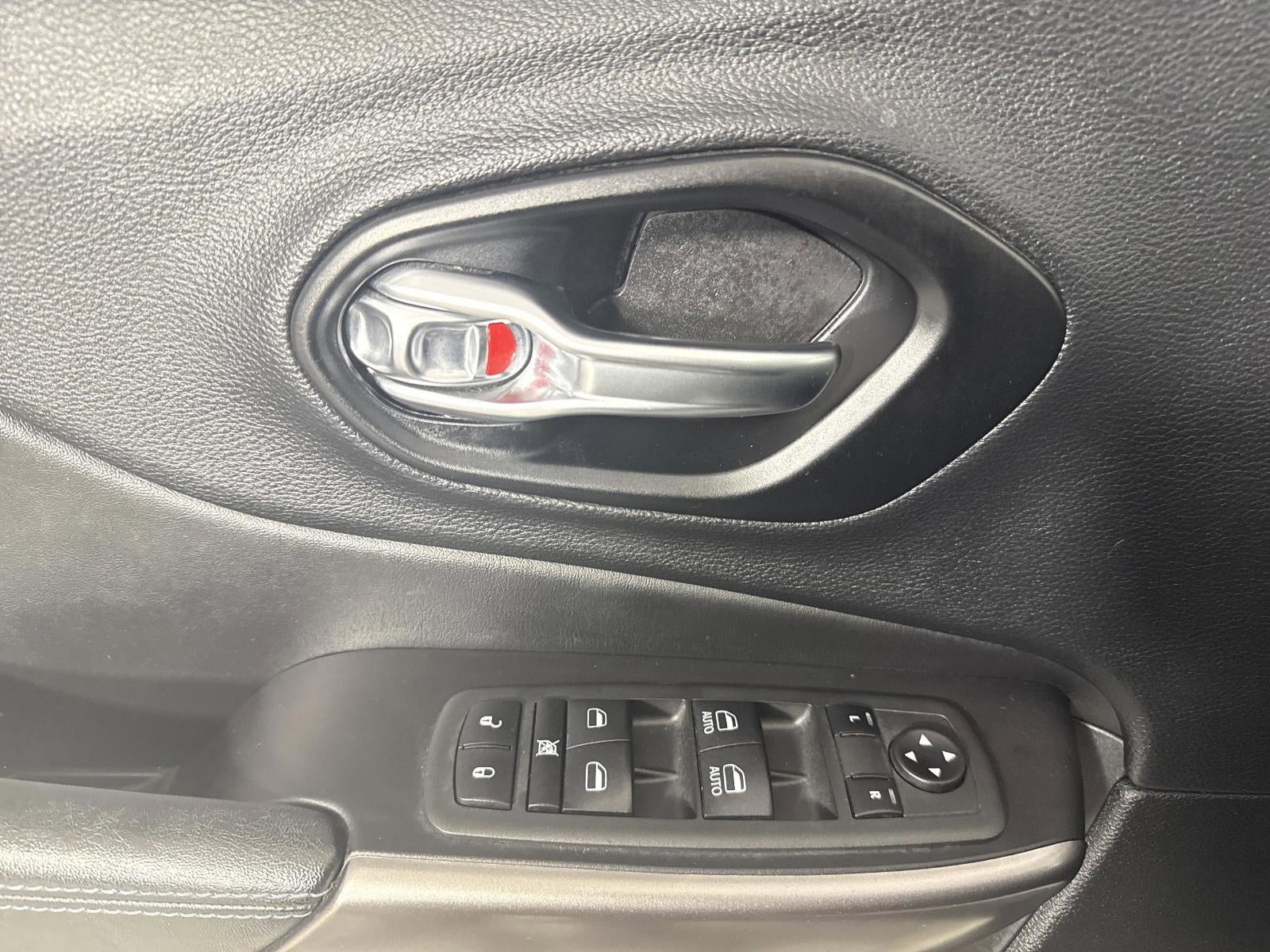 2021 Jeep Cherokee Latitude FWD