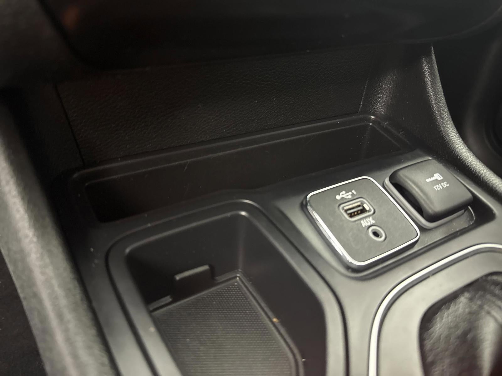 2021 Jeep Cherokee Latitude FWD