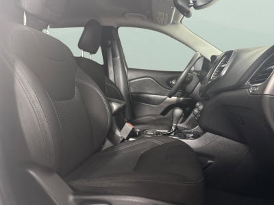 2021 Jeep Cherokee Latitude FWD