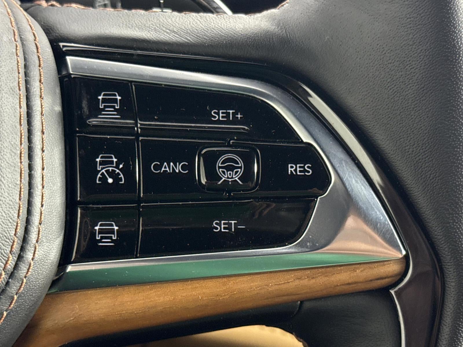 2025 Jeep GRANC SUMMI