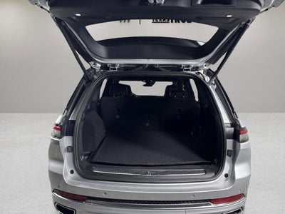 2022 Jeep Grand Cherokee Summit