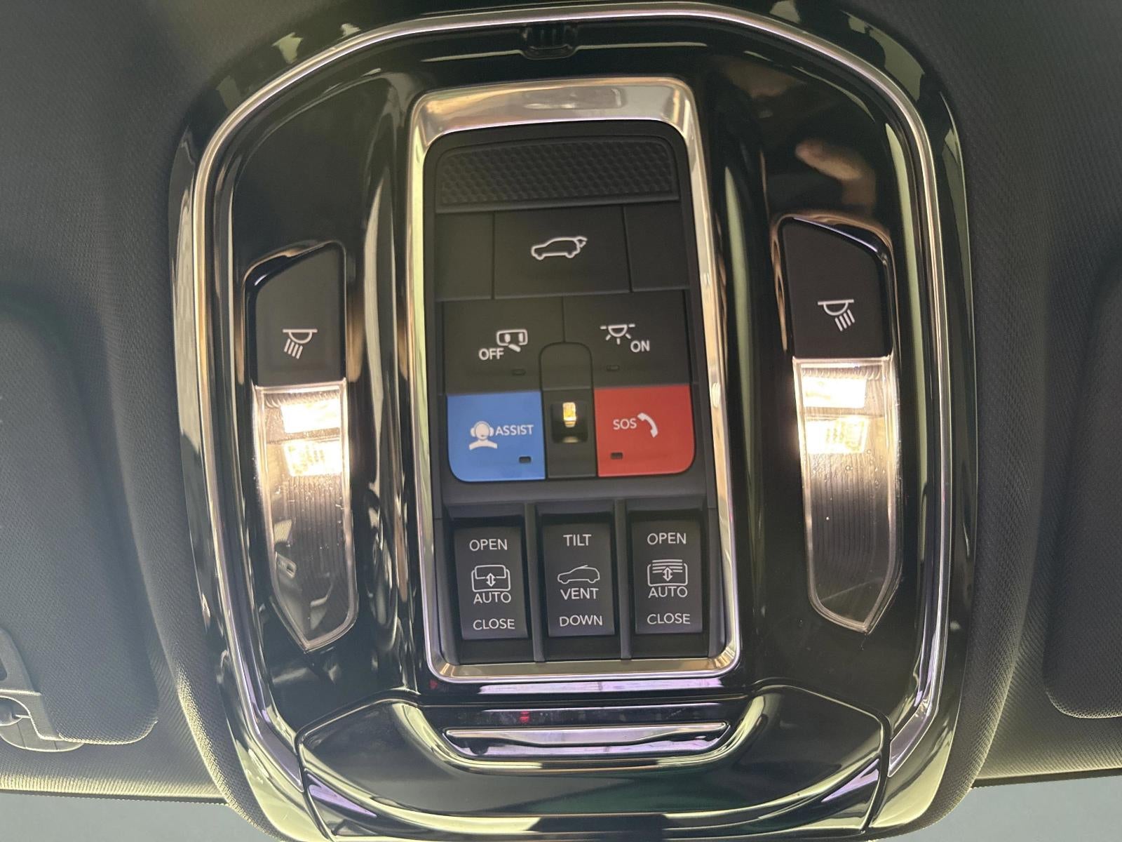 2022 Jeep Grand Cherokee Summit