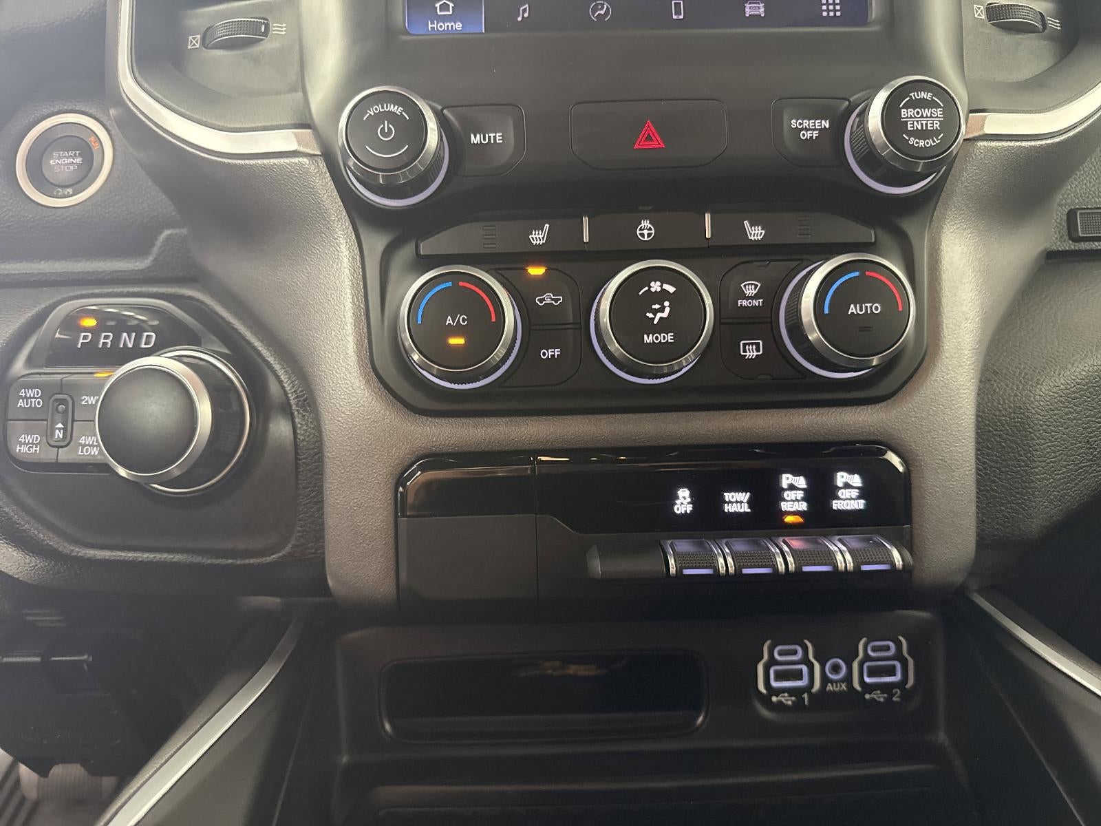2022 RAM 1500 Lone Star Crew Cab 4x4 5'7" Box