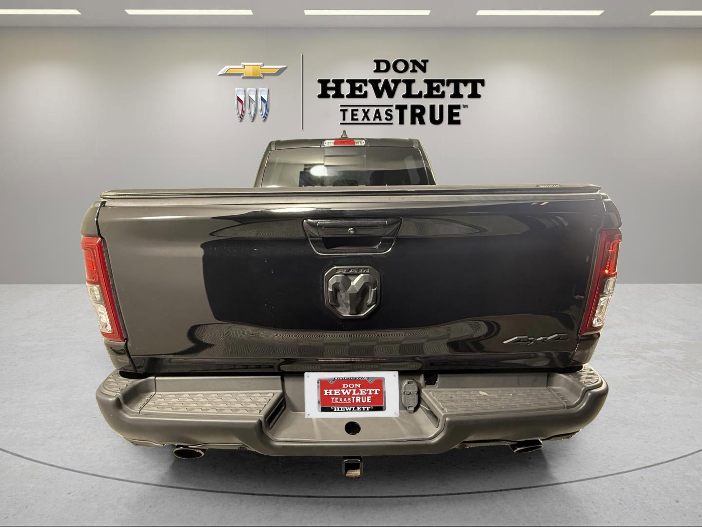 2022 RAM 1500 Lone Star Crew Cab 4x4 5'7" Box