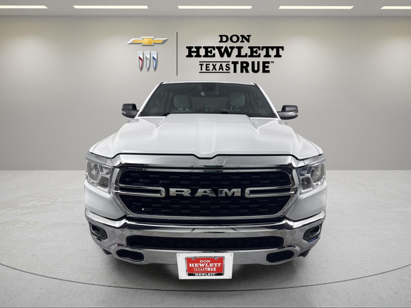 2024 RAM 1500 Lone Star Crew Cab 4x4 5'7" Box