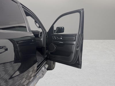 2021 RAM 1500 Laramie Crew Cab 4x4 5'7" Box