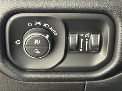 2021 RAM 1500 Laramie Crew Cab 4x4 5'7" Box
