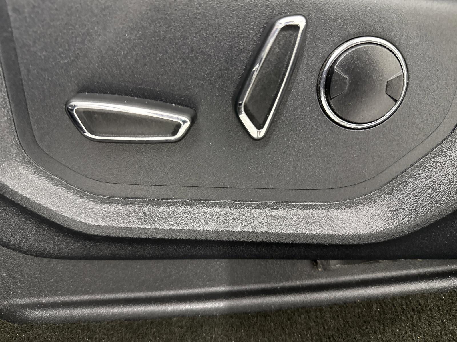 2017 Ford Super Duty F-350 DRW Lariat