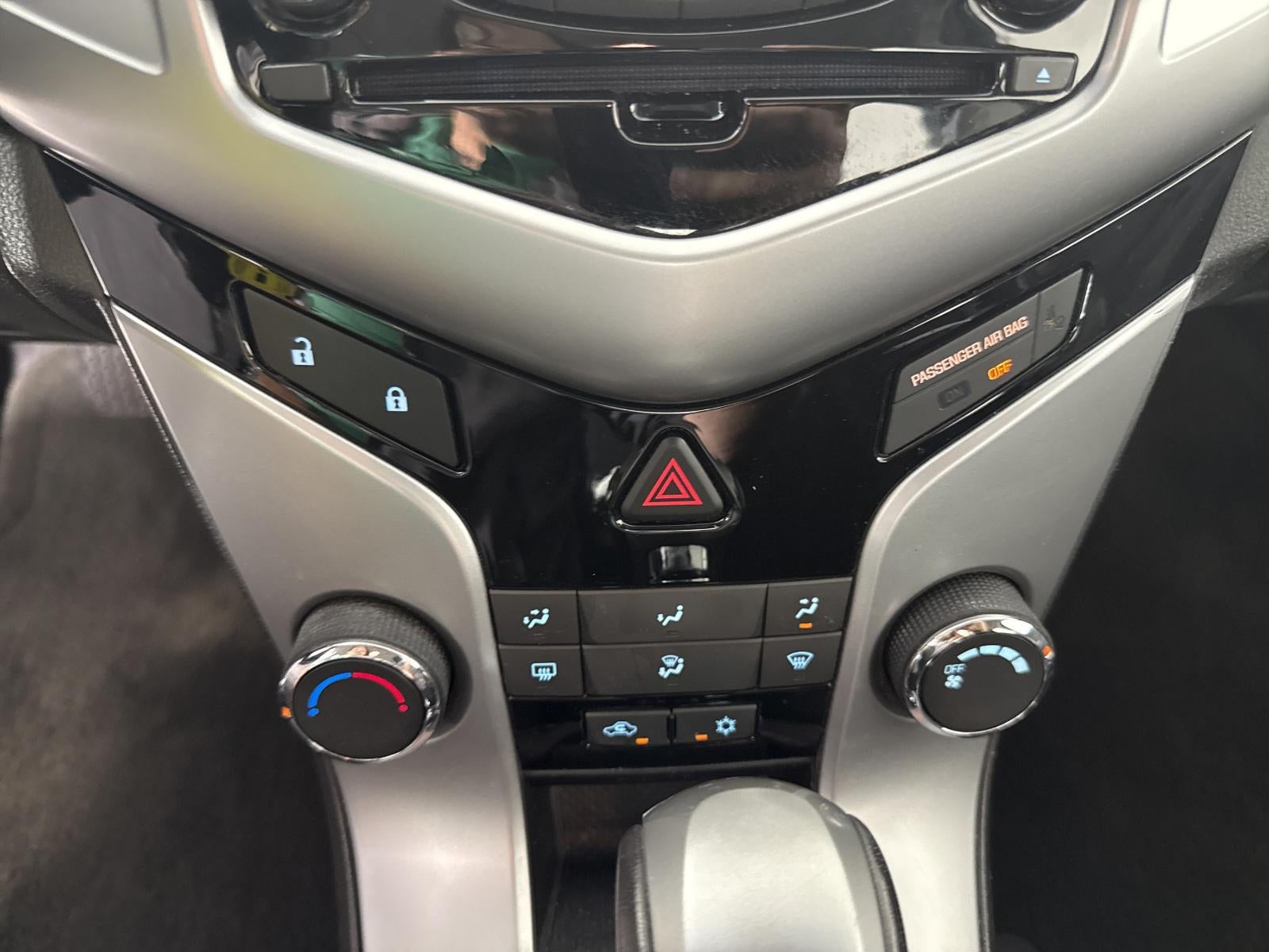 2011 Chevrolet Cruze LT w/1LT