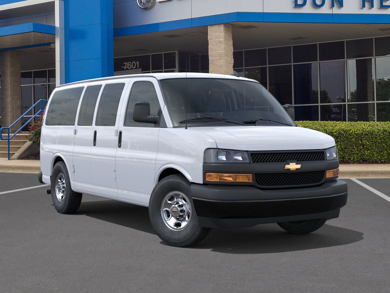 2025 Chevrolet Express Passenger 2500 1LS
