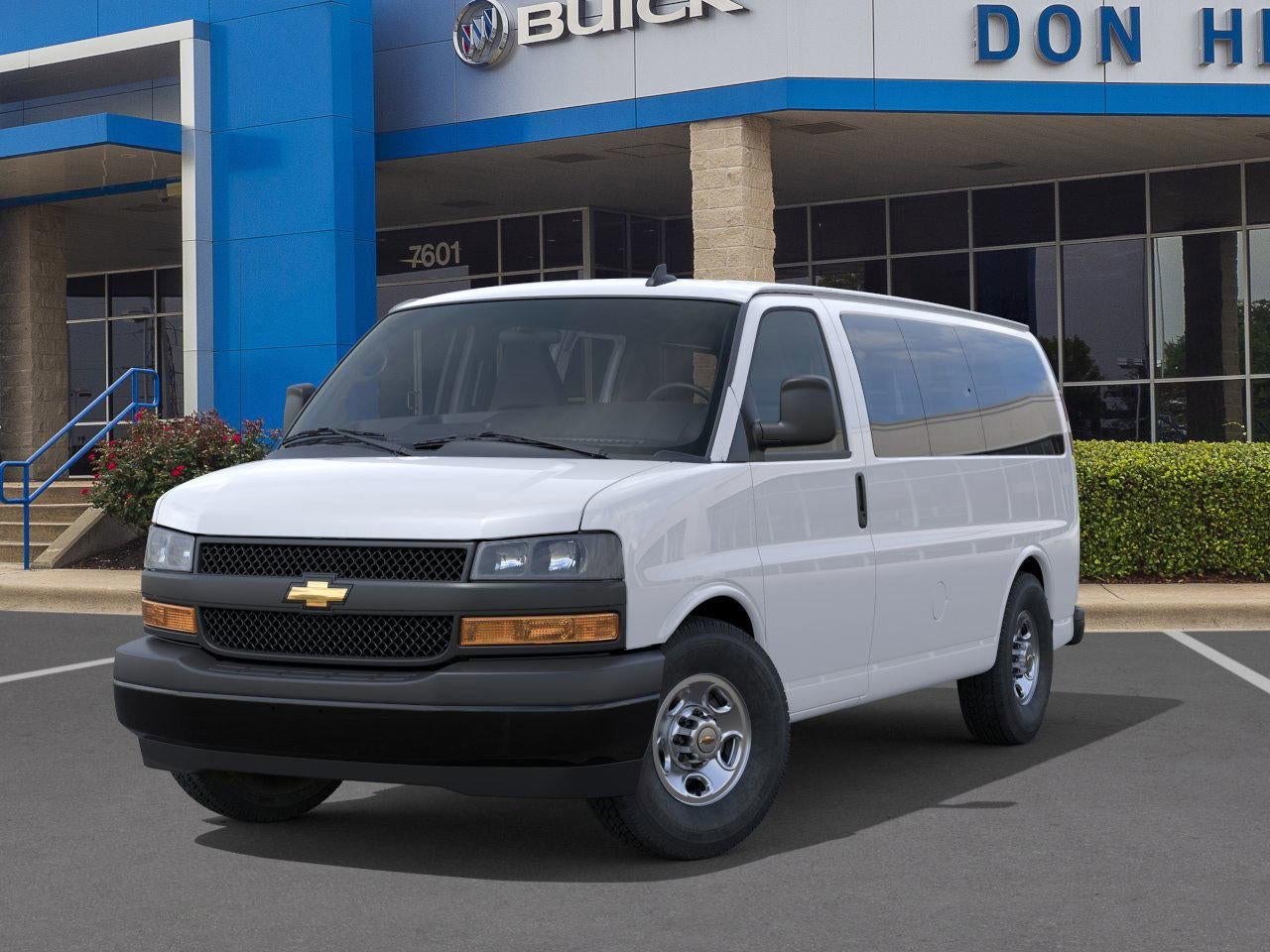 2025 Chevrolet Express Passenger 2500 1LS