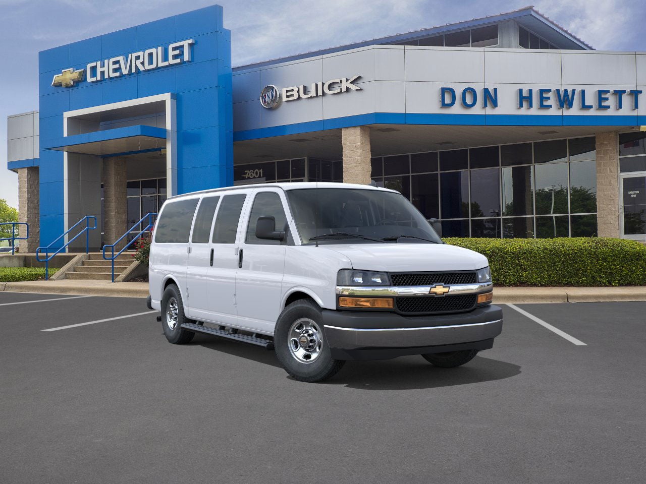 2025 Chevrolet Express Passenger 2500 1LT