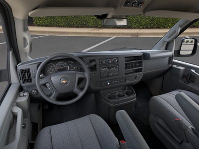 2025 Chevrolet Express Passenger 2500 1LT