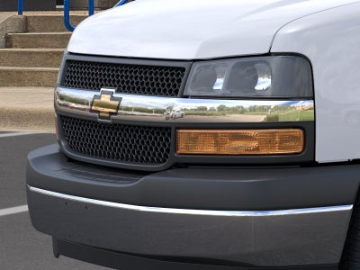 2026 Chevrolet Express Passenger 1LT