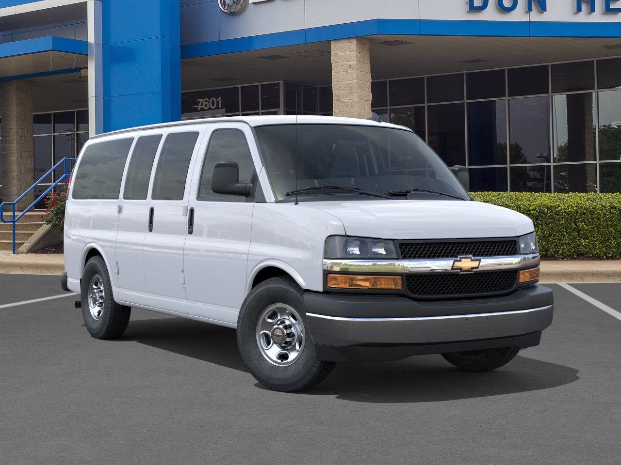 2026 Chevrolet Express Passenger 1LT