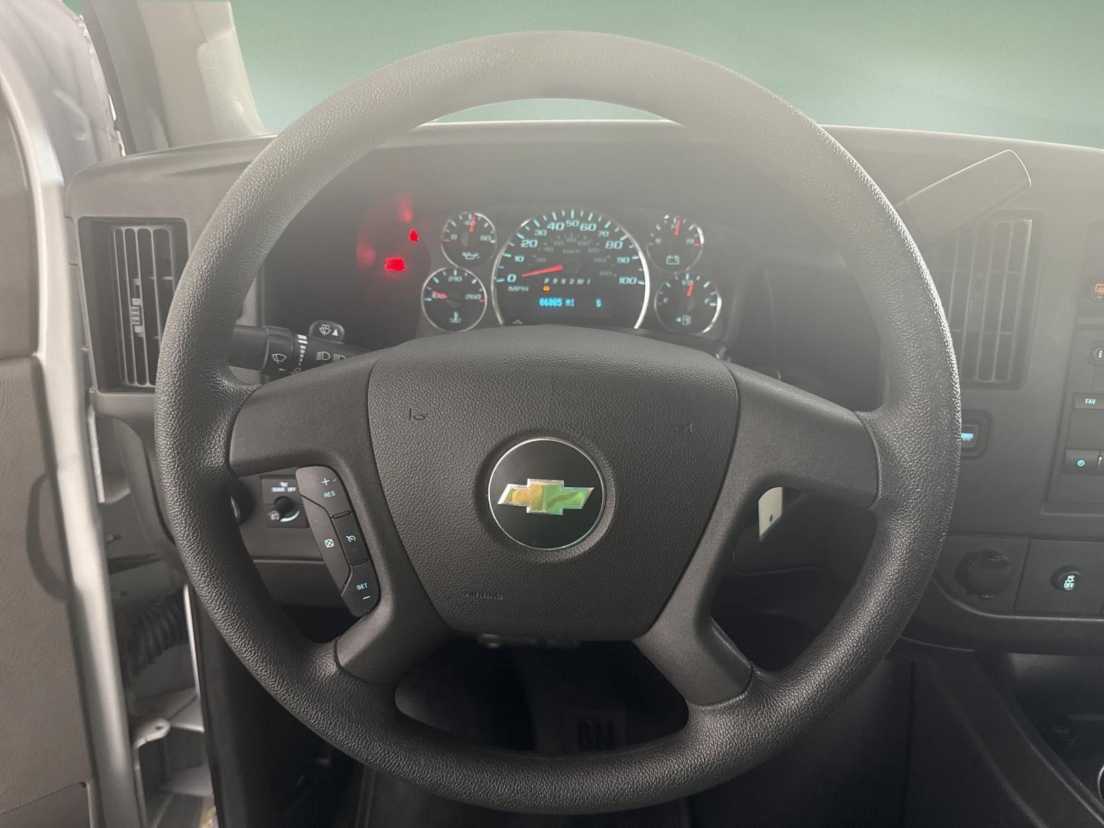2017 Chevrolet Express Passenger 3500 LT