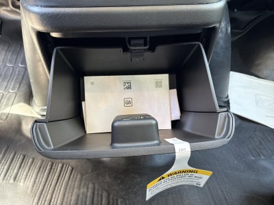 2025 Chevrolet Express Cutaway 3500 Base