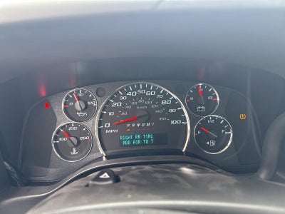 2025 Chevrolet Express Cutaway 3500 Base