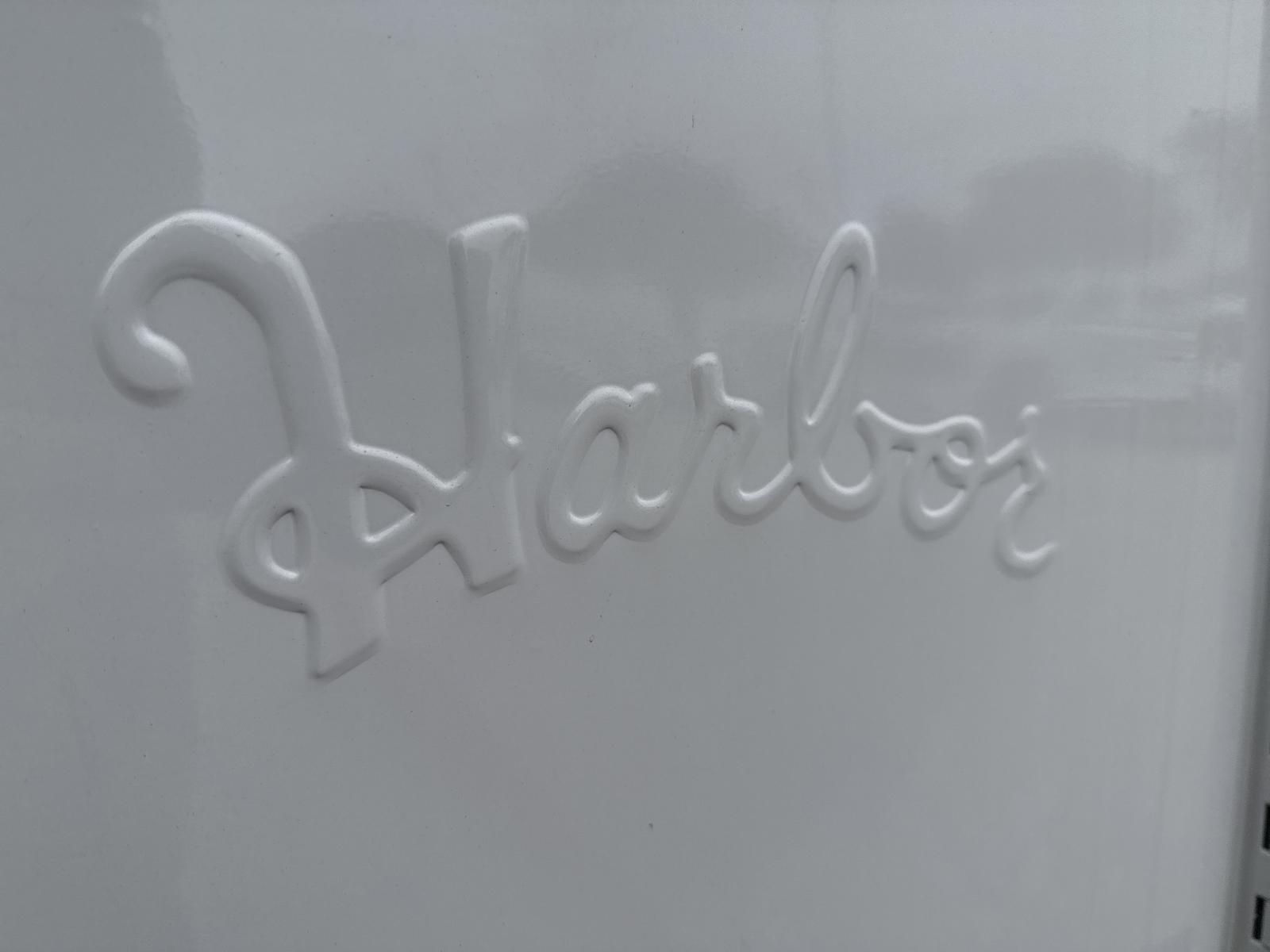 2025 Chevrolet Express Cutaway 3500 Base