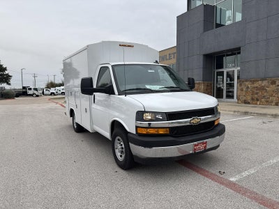 2025 Chevrolet Express Cutaway 3500 Base