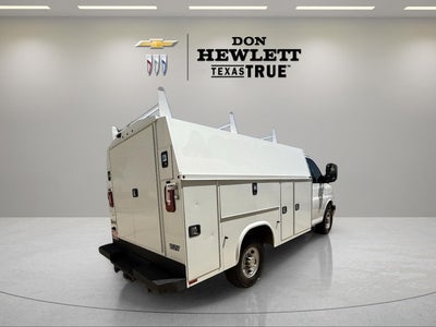 2021 Chevrolet Express Cutaway 3500 Van 139"