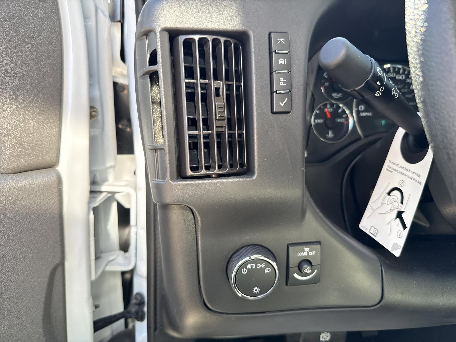 2025 Chevrolet Express Cutaway 3500 Base