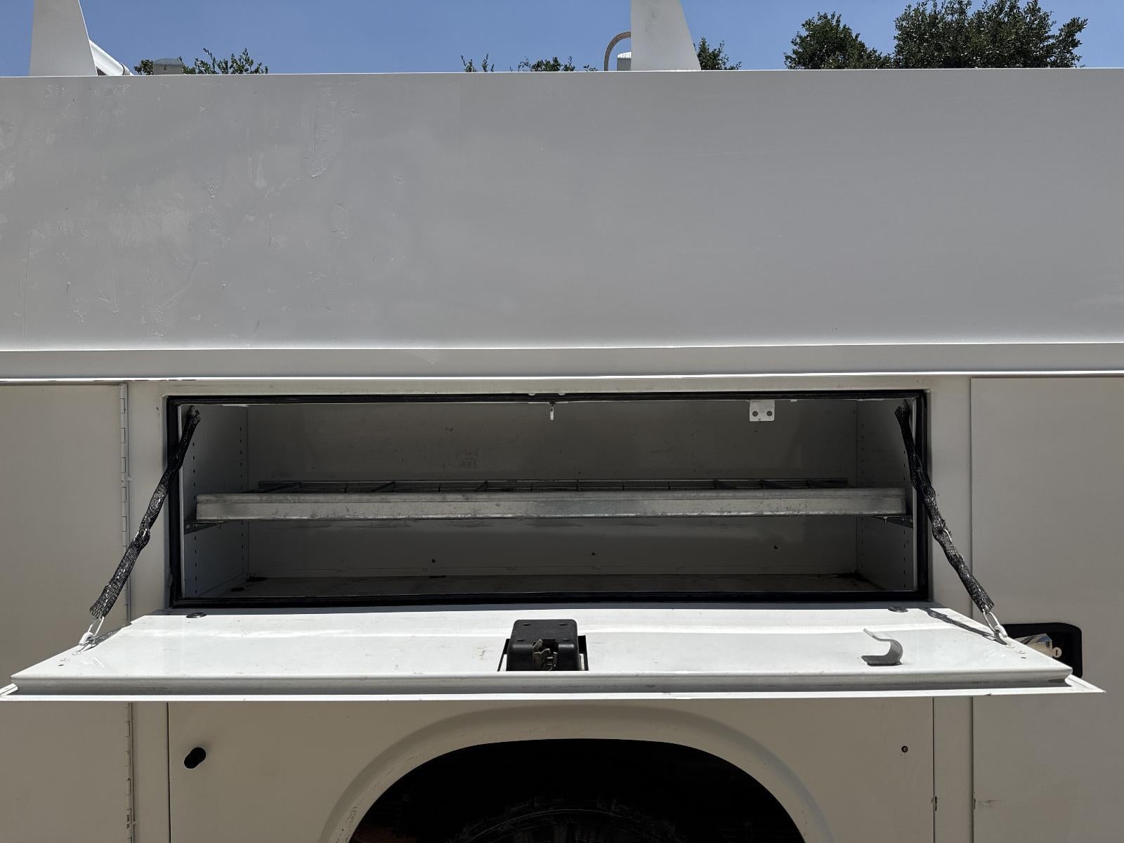 2020 Chevrolet Express Cutaway 3500 Van 139"