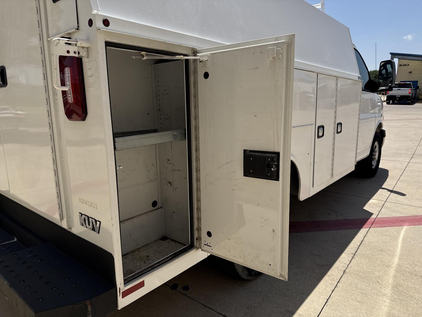 2020 Chevrolet Express Cutaway 3500 Van 139"