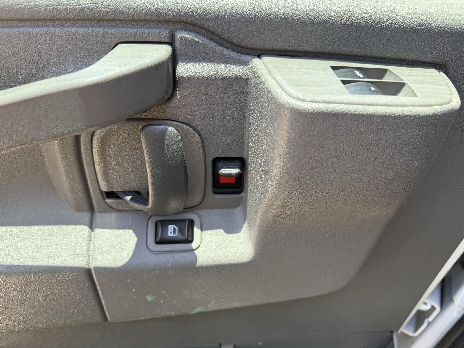 2020 Chevrolet Express Cutaway 3500 Van 139"