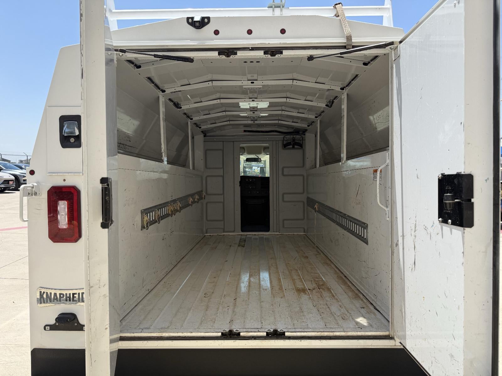 2020 Chevrolet Express Cutaway 3500 Van 139"
