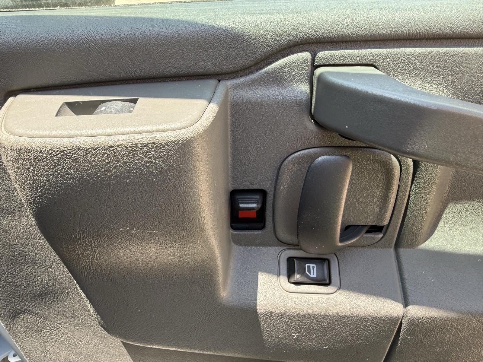 2020 Chevrolet Express Cutaway 3500 Van 139"